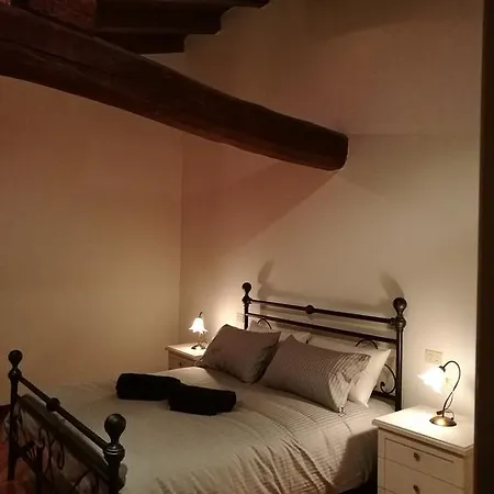 Farolfi Pepoli Apartament