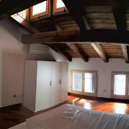 Farolfi Pepoli Apartmán Boloňa