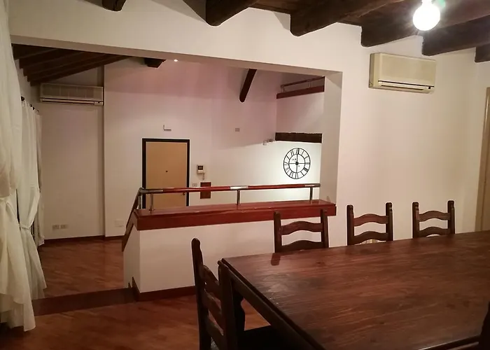 Farolfi Pepoli شقة بولونيا