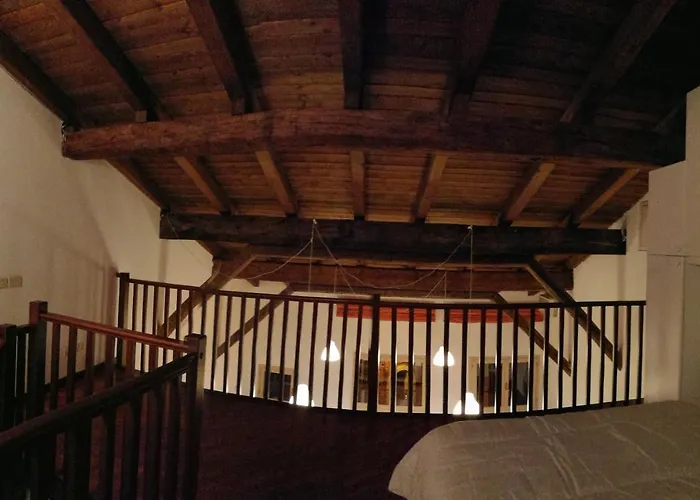 Farolfi Pepoli بولونيا