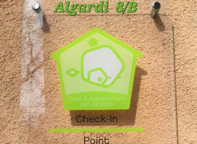 Farolfi Pepoli 아파트 *