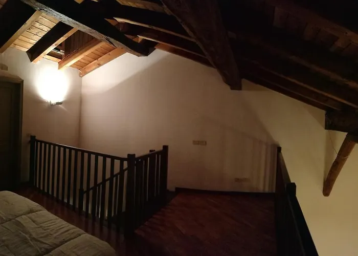 Farolfi Pepoli 아파트 *